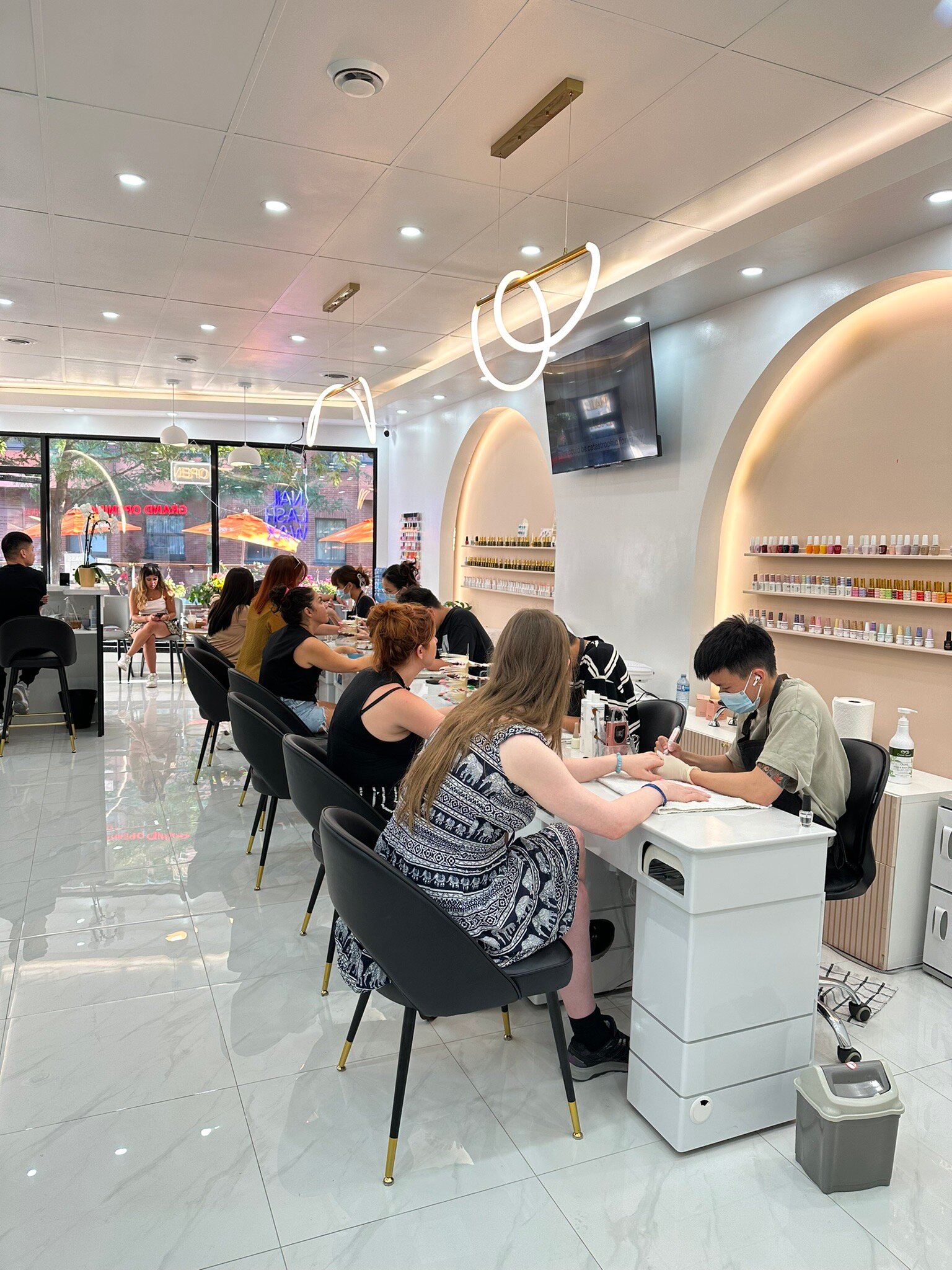 Tram Nail Studio busy interior